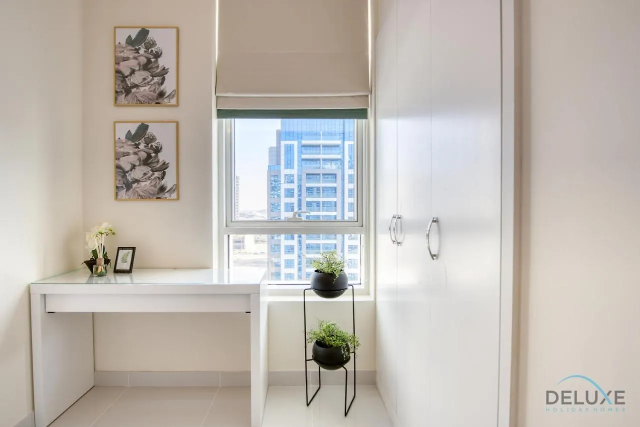 Fresh 2Br Apartment At Park Central Business Bay By Deluxe Holiday Homes Dubaj